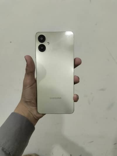 Samsung Mobile A06