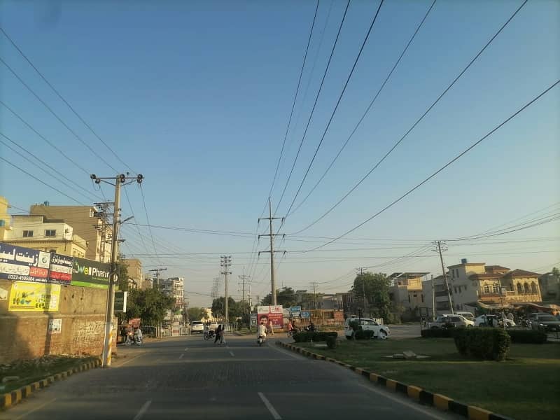 Affordable Prime Location Residential Plot For sale In Lake City ...