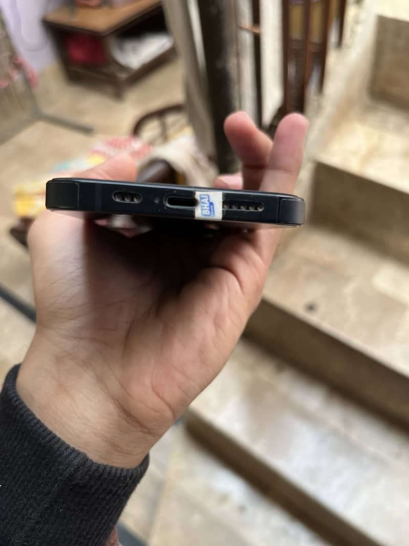 Apple iPhone 13 3