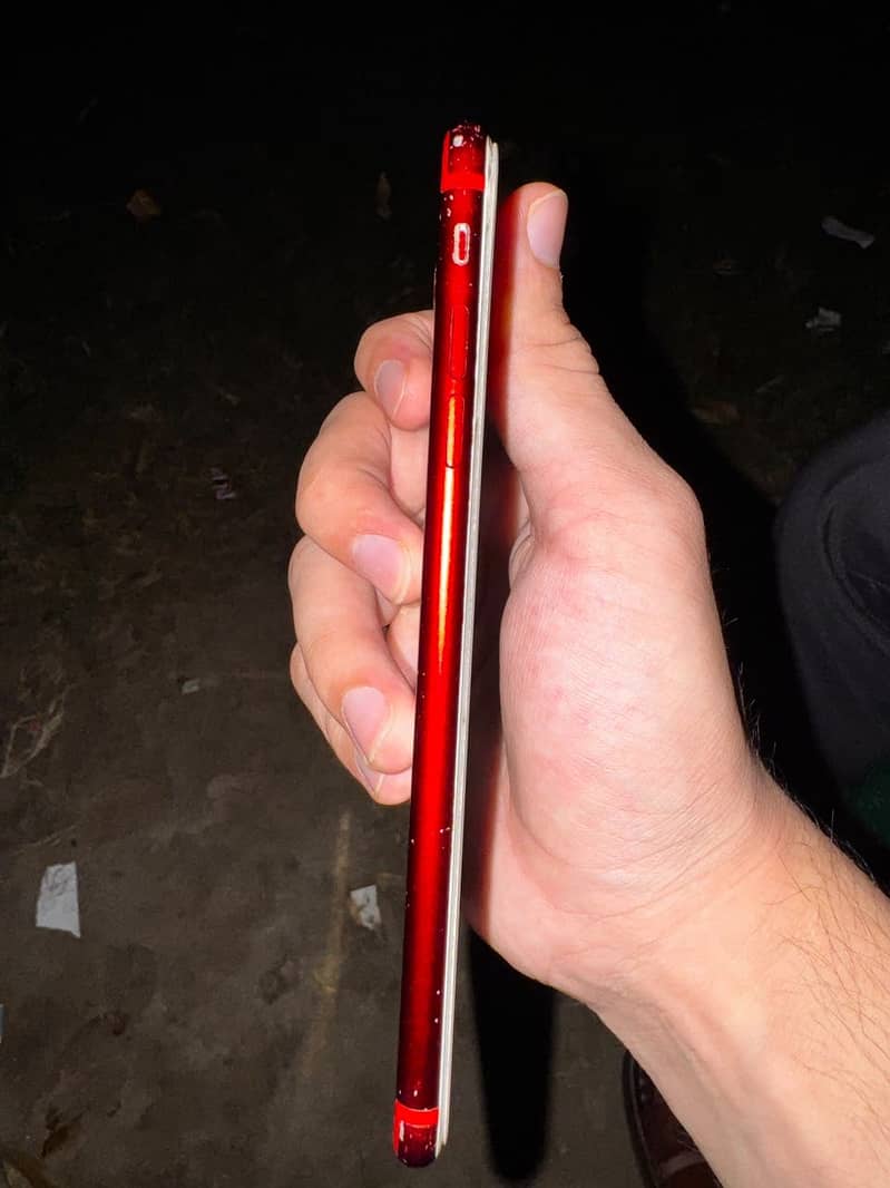 Apple iPhone 7 Plus 4