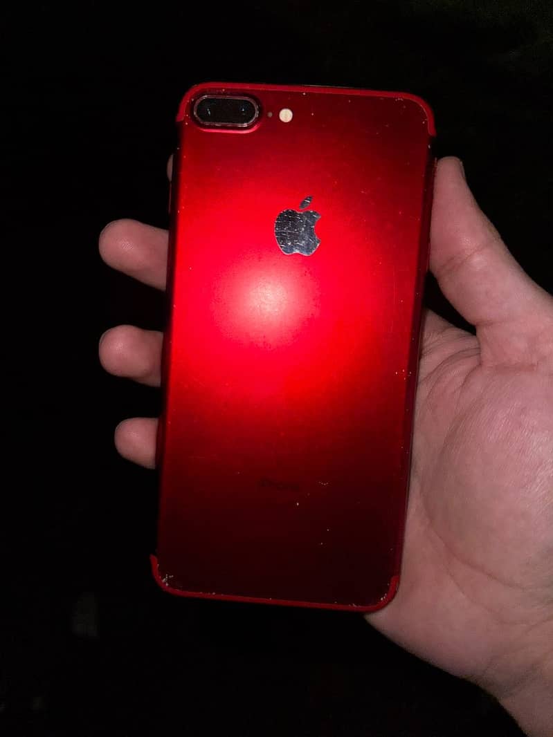 Apple iPhone 7 Plus 5