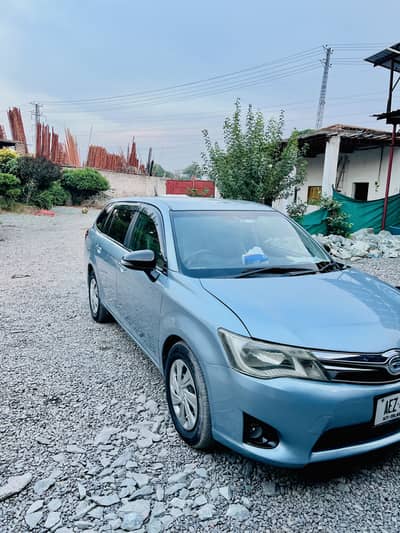 Toyota Fielder 2014