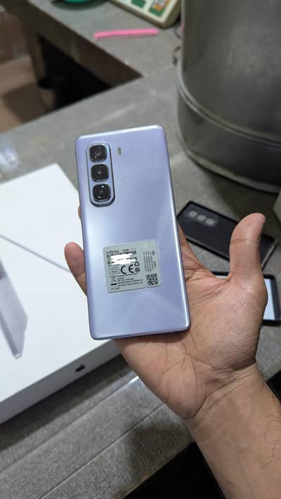 Infinix hot 50 pro plus 8+8/256