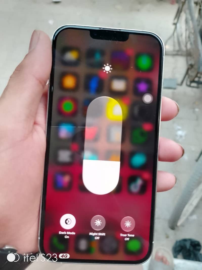 Apple iPhone 13 Pro Max 3