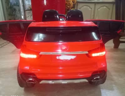 imported kids  jeep car with swing function & openable doors (ALL OK)