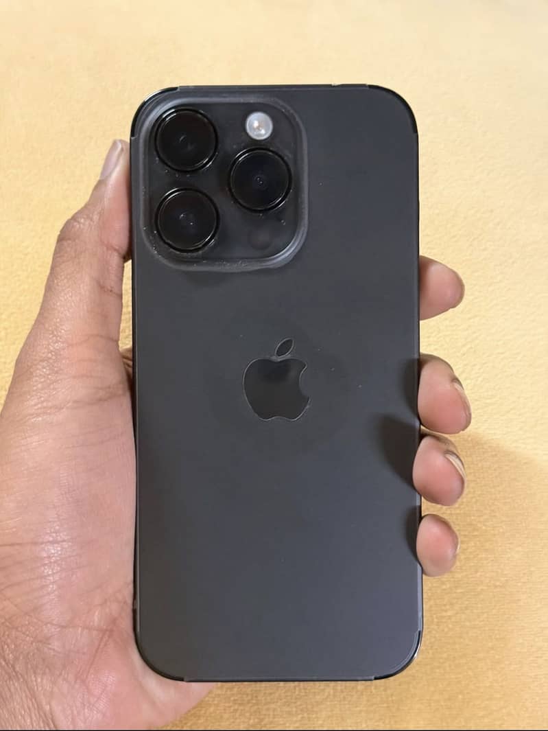 Apple iPhone 14 Pro 2