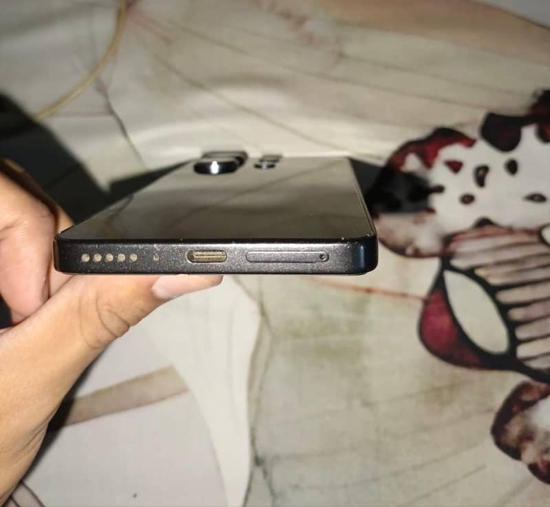 Redmi note 13 10/10 condition 2