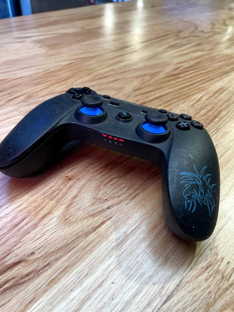 Dragon War Wireless Game Controller (Used, Working) 2