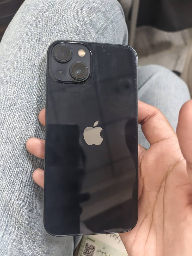 Apple iPhone 13 0