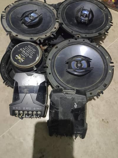 original sony Xplode speakers withdashboard  tweetter