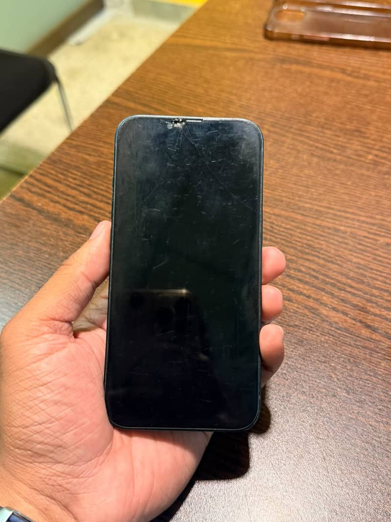 Apple iPhone 13 3