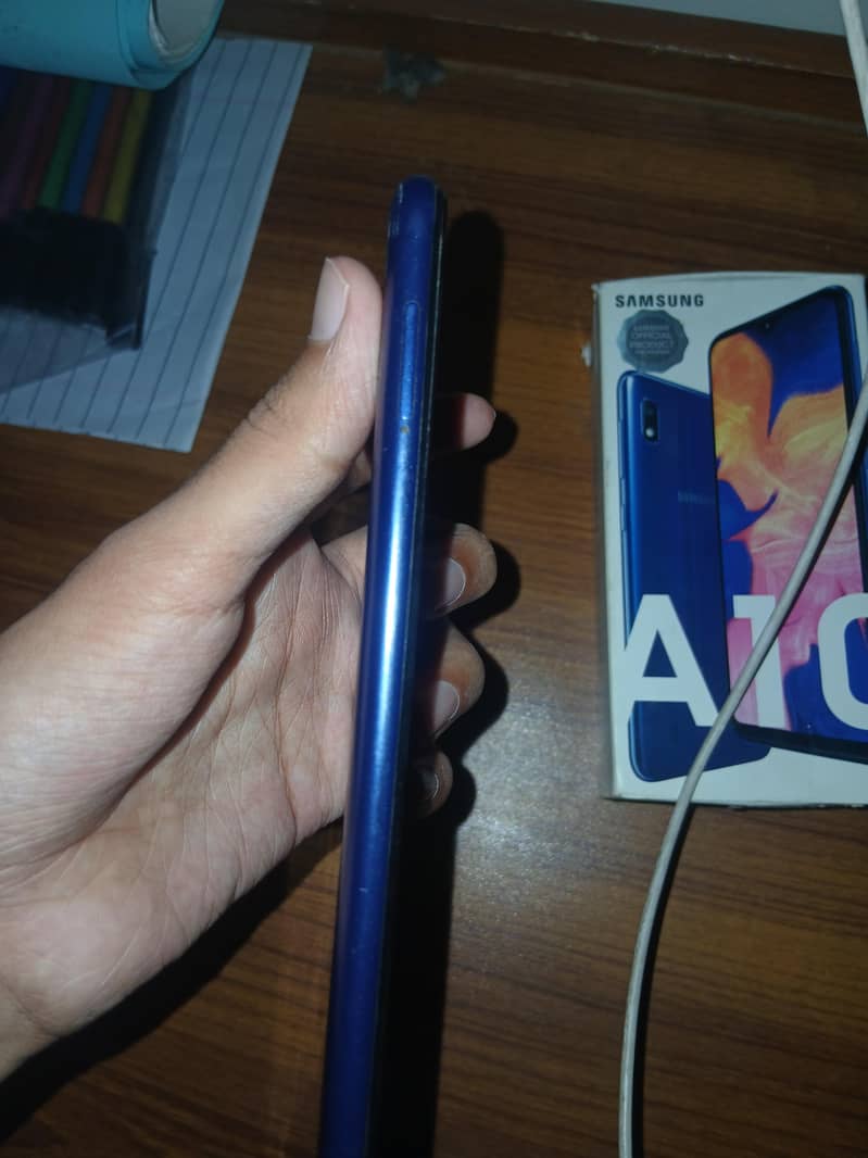 Samsung Mobile A10 2