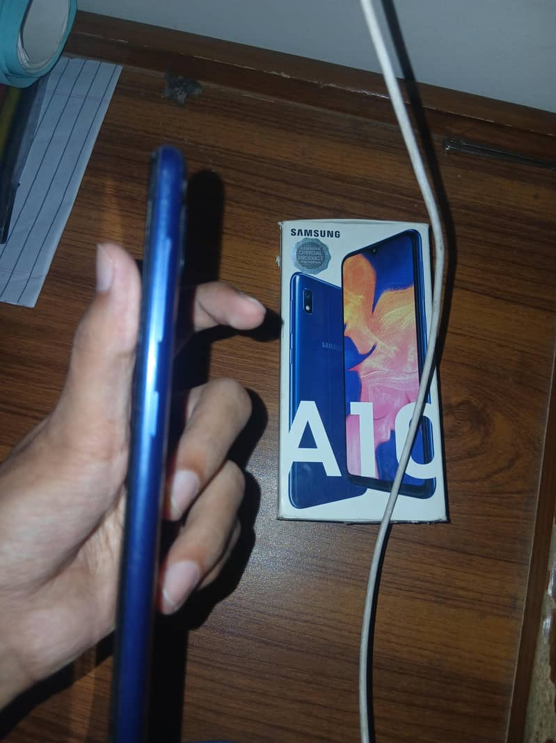 Samsung Mobile A10 3