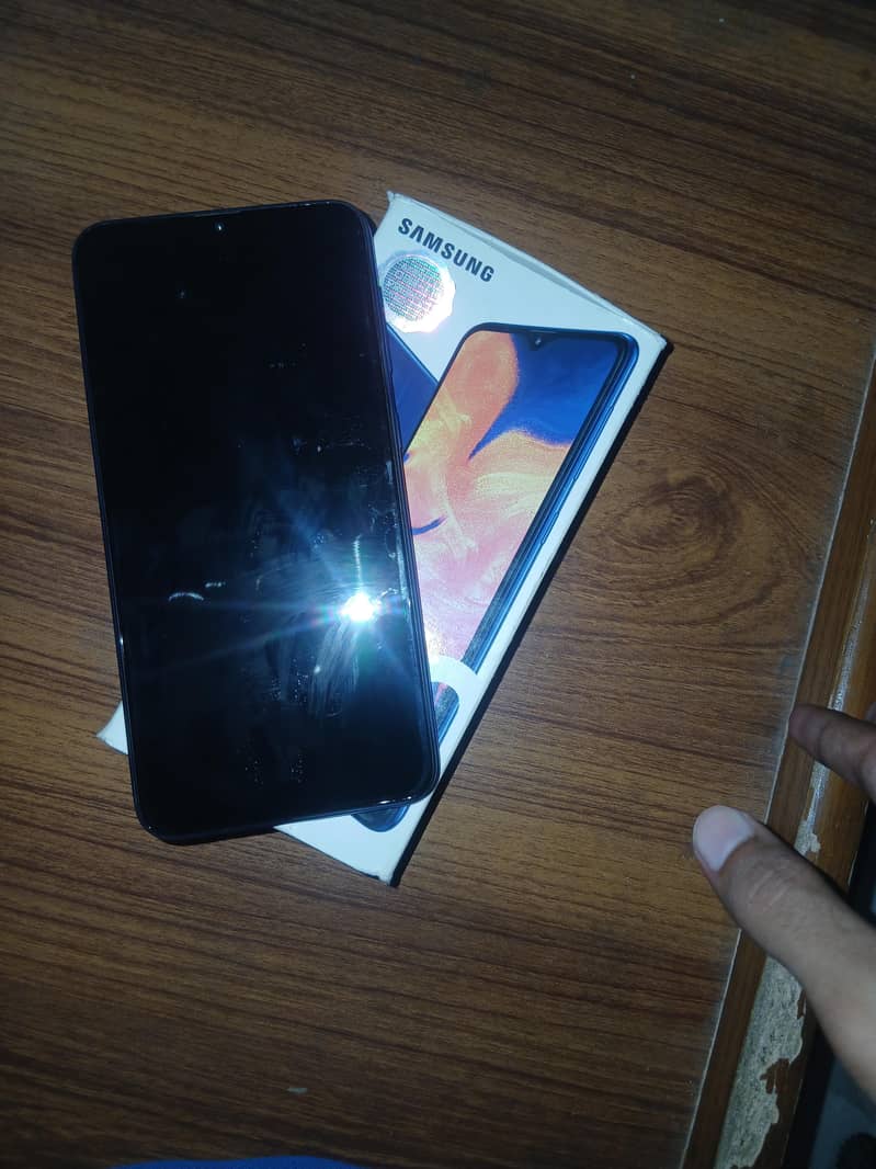 Samsung Mobile A10 6
