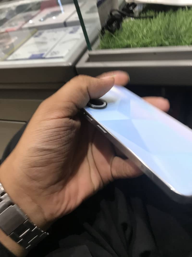 Tecno CAMON 20 0