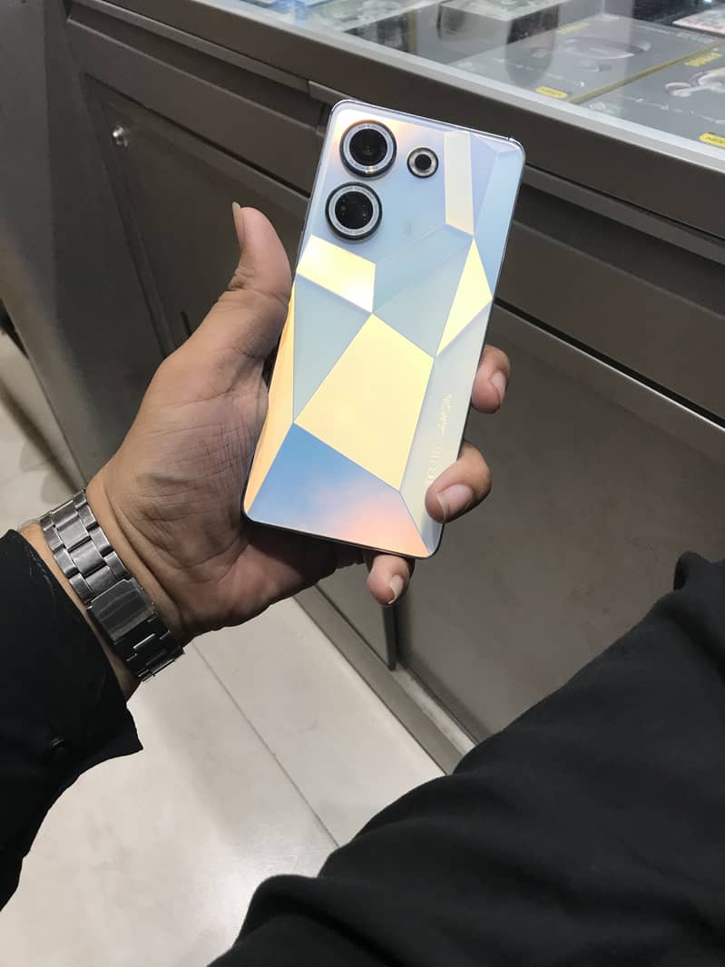 Tecno CAMON 20 4