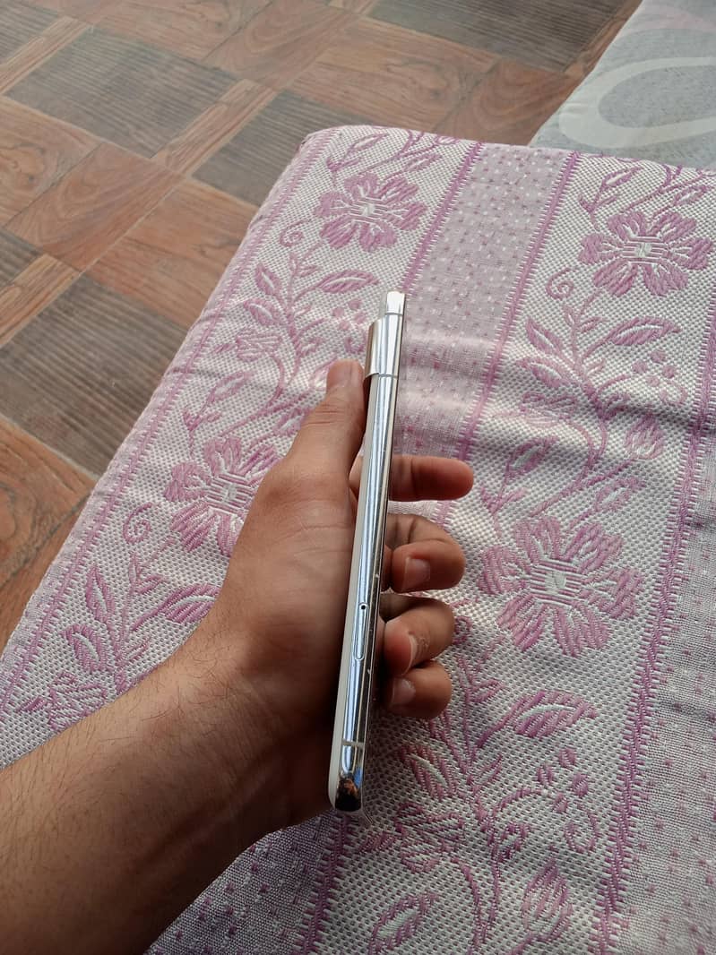 Google Pixel 8 Pro 5