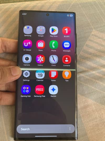 Samsung Mobile S22 Ultra in good condition