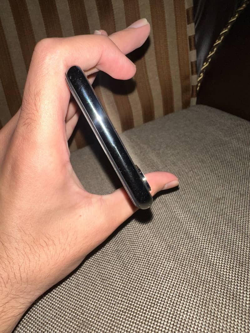 Apple iPhone X 2