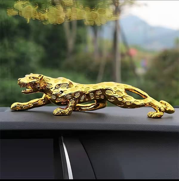 1 Pc 26cm Gold Leopard Car Dashboard Ornament – Animal Figurine for Interior Decoration and Auto Styling