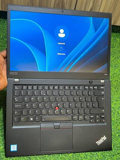 Lenovo Thinkpad t490s. . Core i7 8th Gen (32gb ,256gb).
