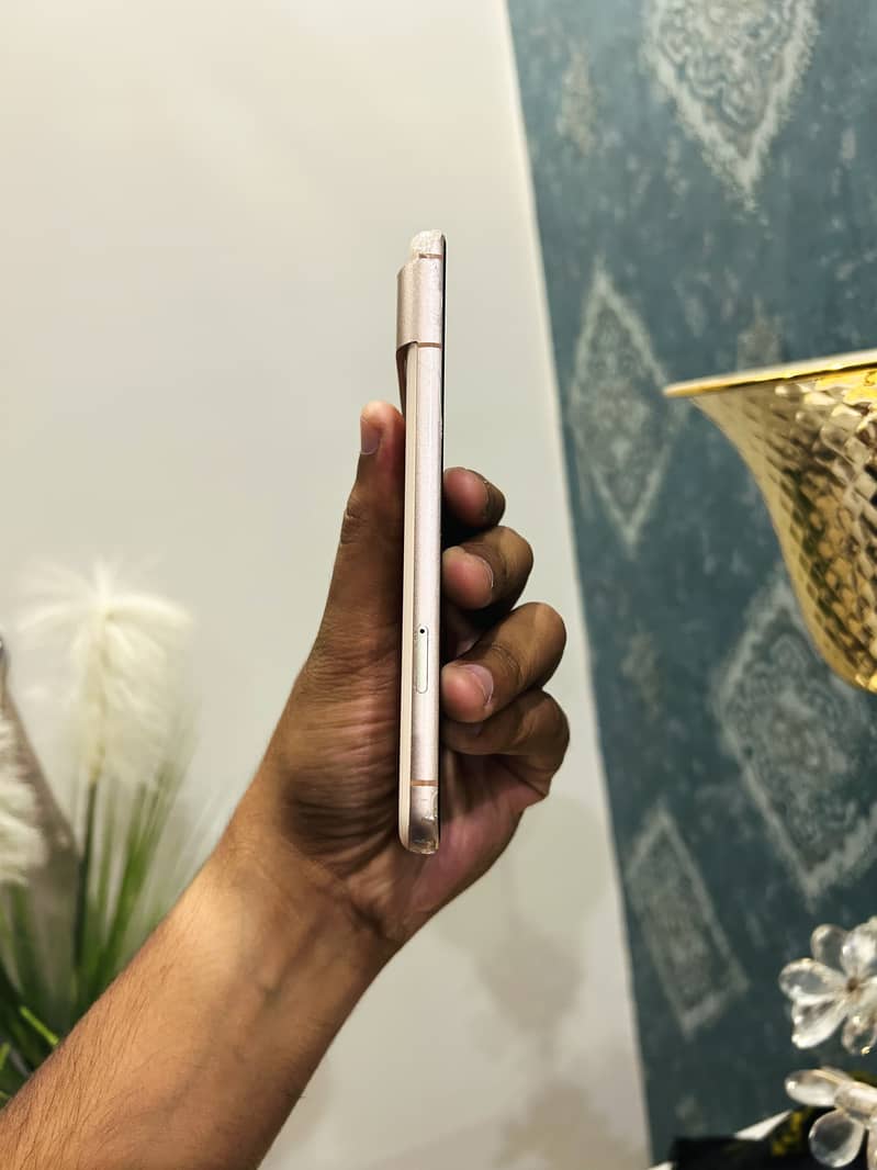 Google Pixel 8 2