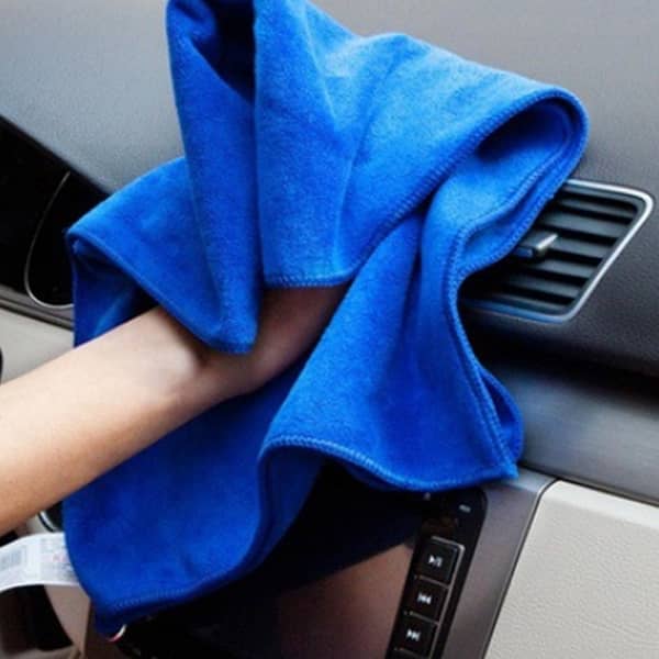 1 Pc Premium Thick Microfiber Car Cleaning Towel 30×70cm – Super Absorbent Drying Cloth