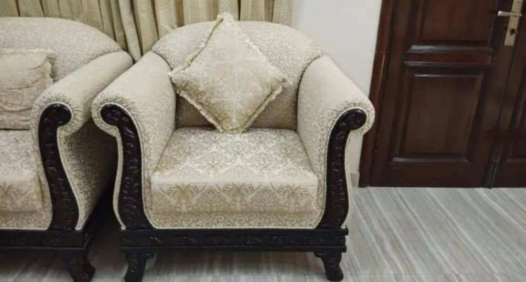 7 seater sofa 3