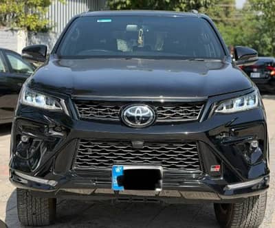 Toyota Fortuner GR 2025