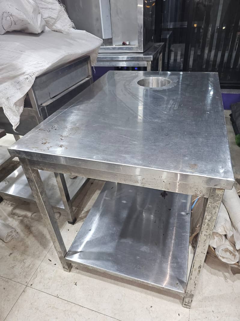 SS Kitchen working tables/Spice Table/Breading Table/Exaust Hood 5