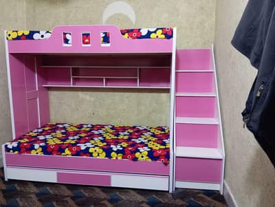 I am selling bunk bed