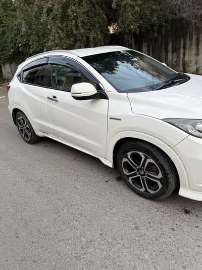 Honda Vezel 2015