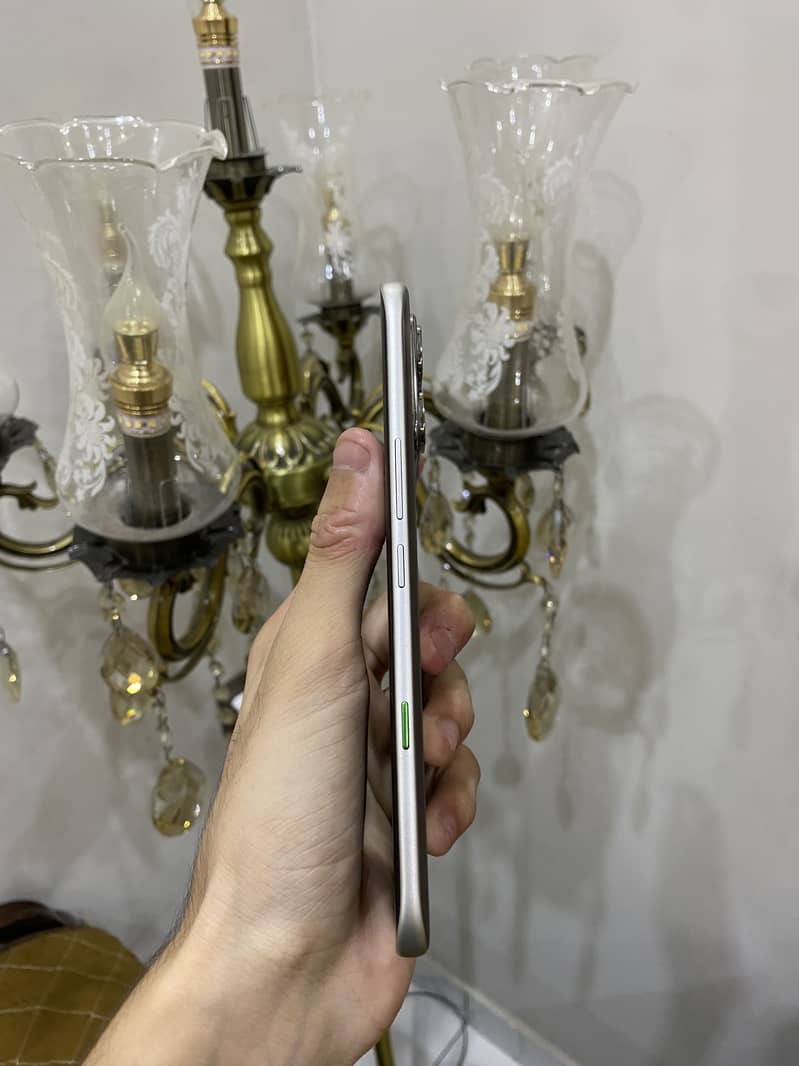Infinix Note edge 3