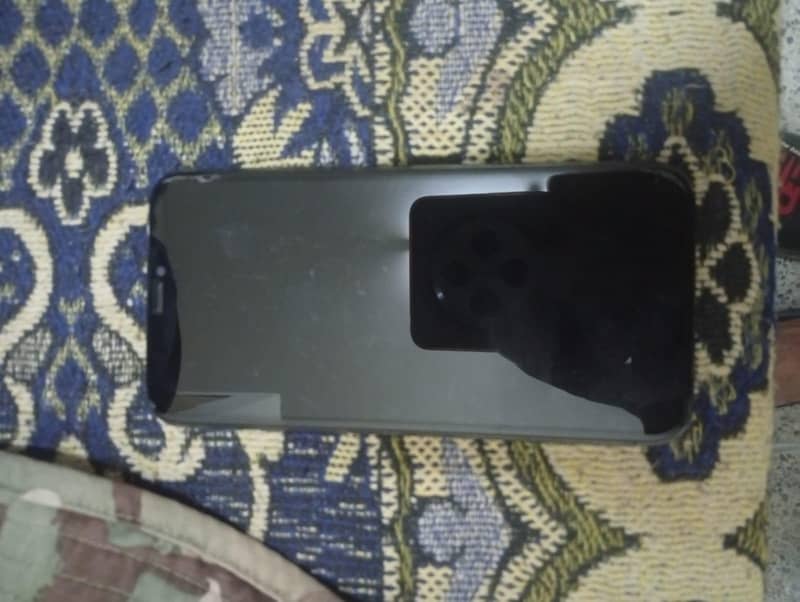 Apple iPhone 11 Pro 1