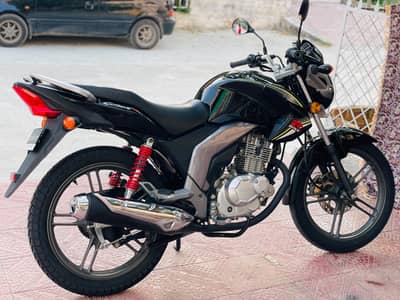 SUZUKI GSX 125