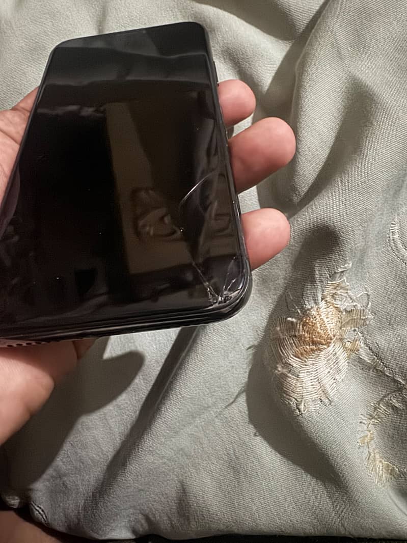 Apple iPhone X 0
