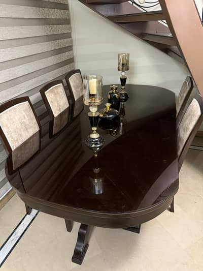 Dinning table