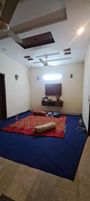 5 mrla uper portion for rent