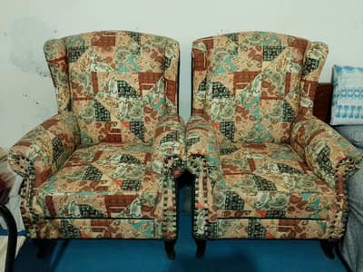 2 chairs brand new