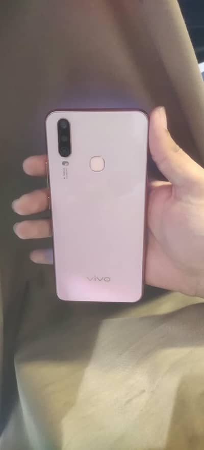 Vivo Y17