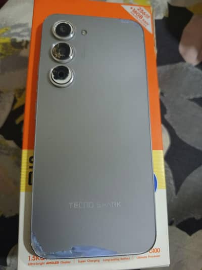 Tecno spark 40 pro
