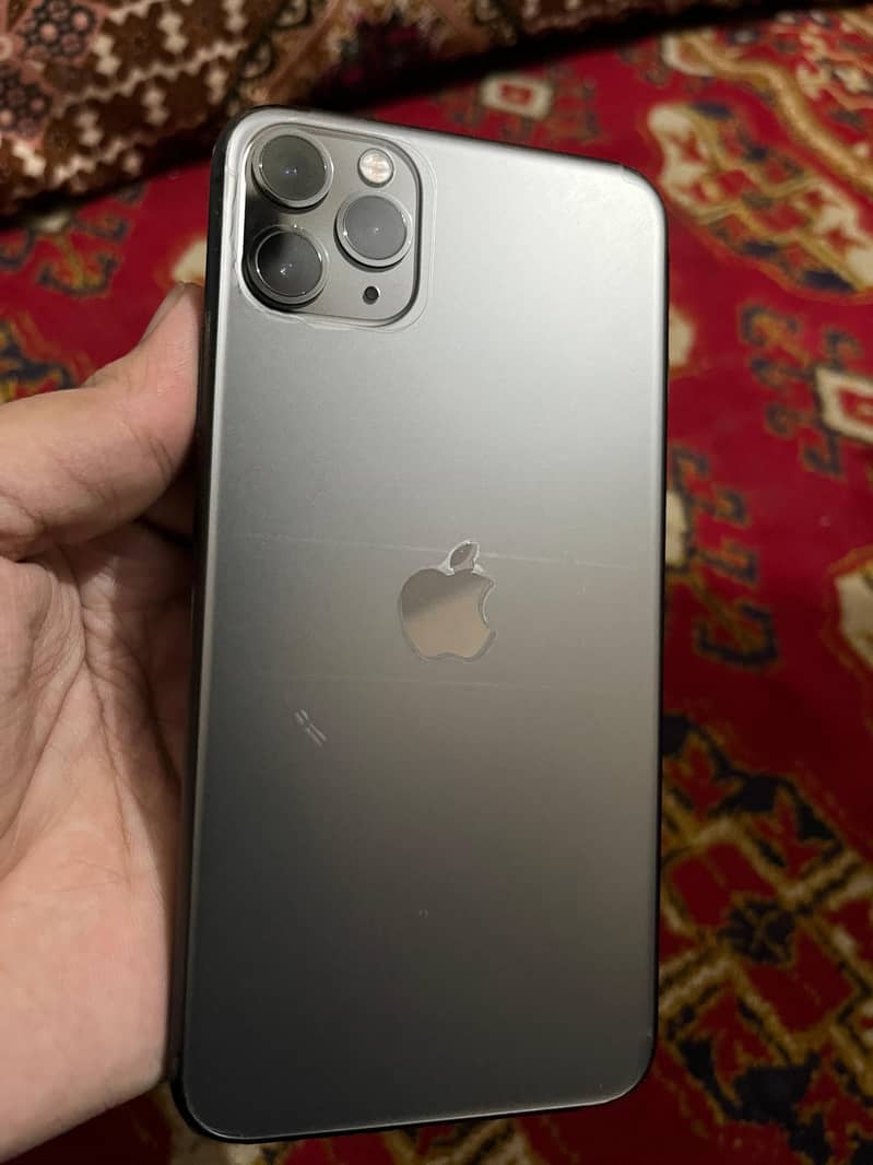 iPhone 11 Pro Max 6