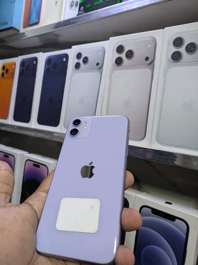 Apple iPhone 11,12,13,14.