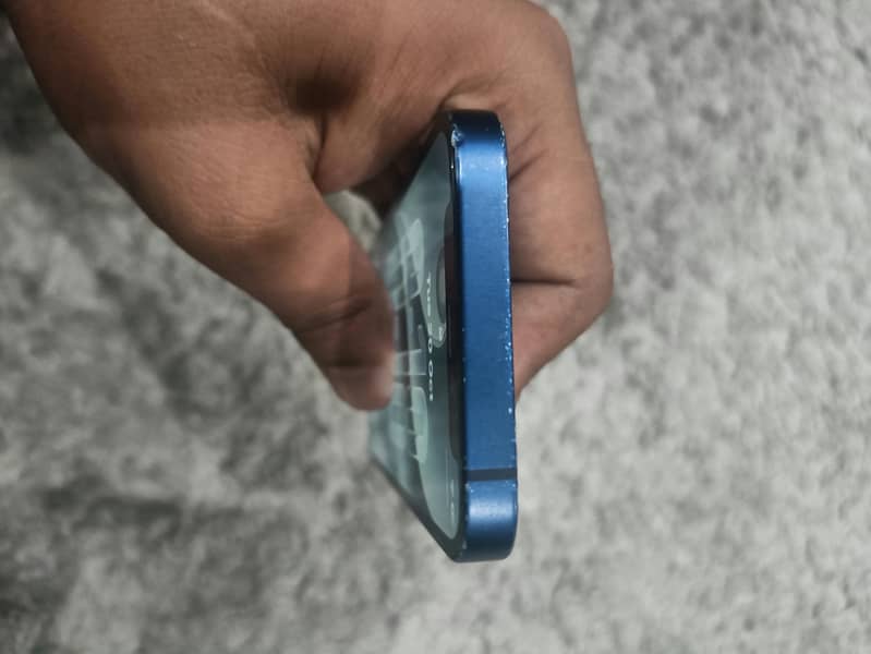 Apple iPhone 12 mini 6
