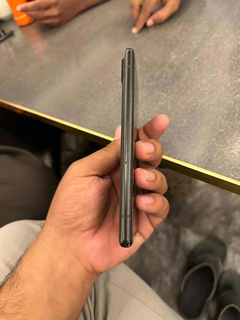 Google Pixel 6a 5