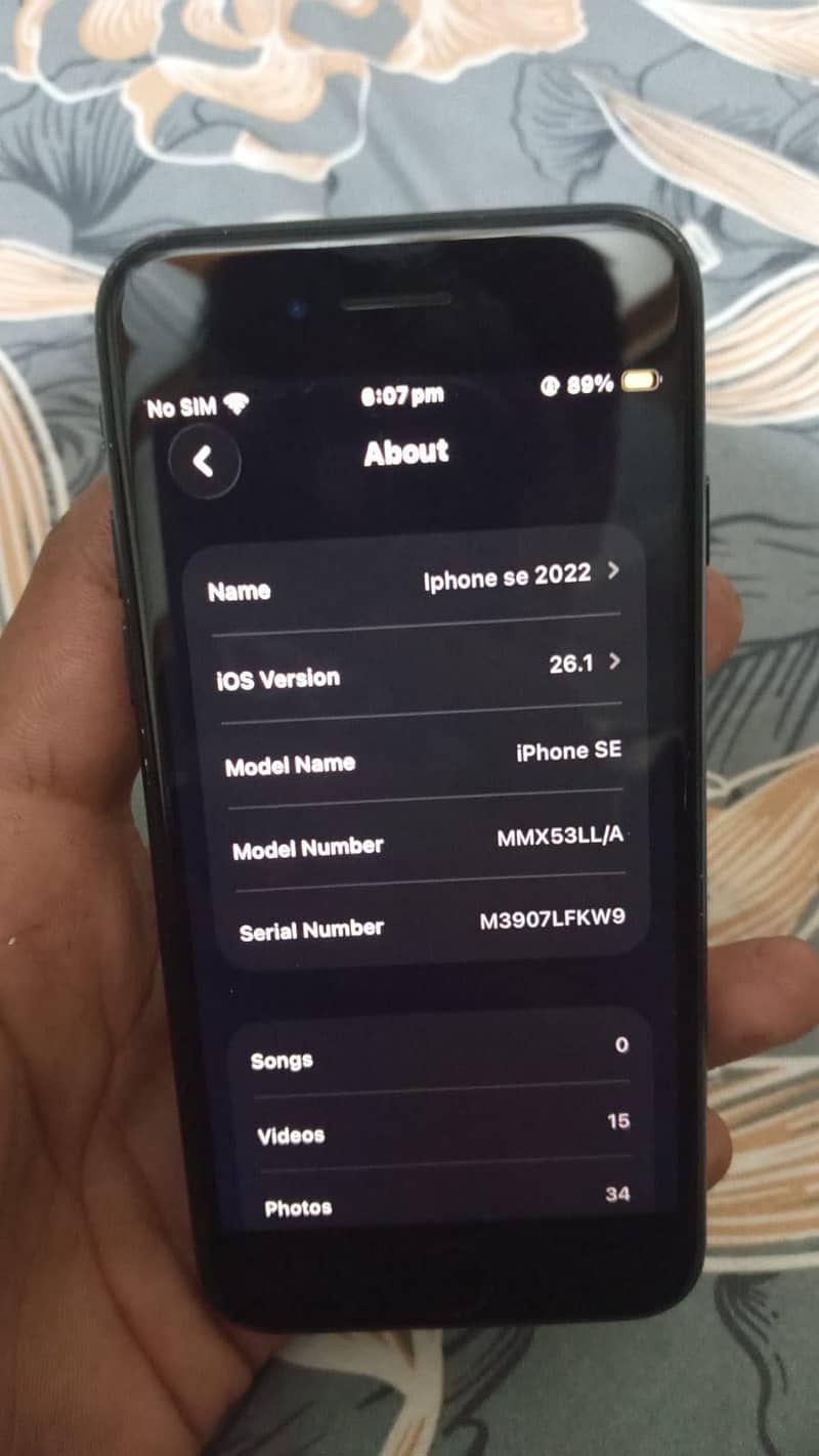 Apple iPhone SE 8