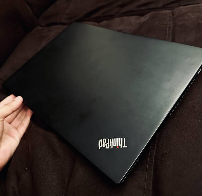 thinkpad core i7-8665U CPU 1