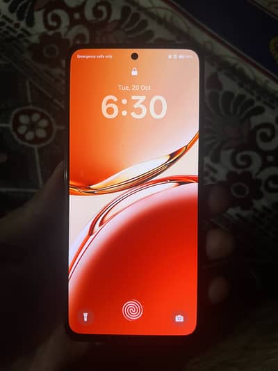OPPO Reno12 F