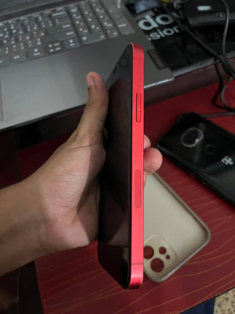 Apple iPhone 12 0