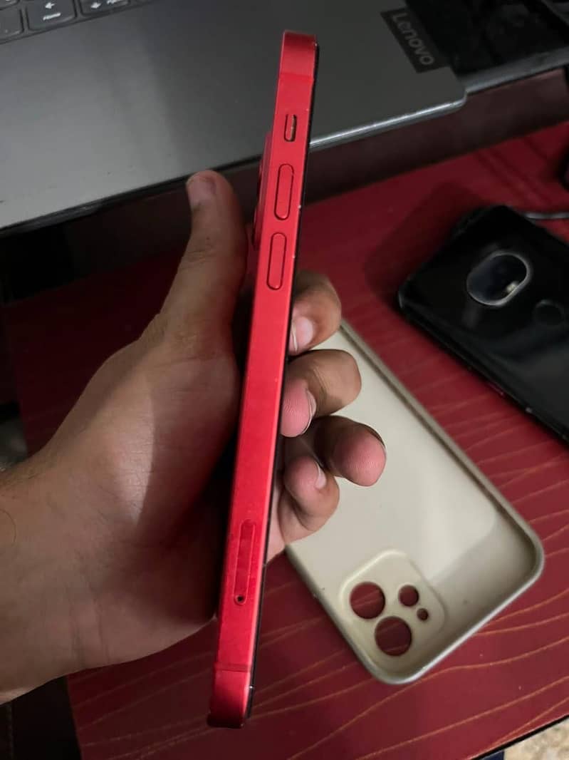 Apple iPhone 12 1